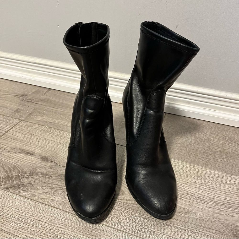 Aldo Vegan leather chunky platform heel zipper back ankle boots size women 9 - Picture 2 of 6